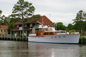 Coinjock Classic Motor Yacht2